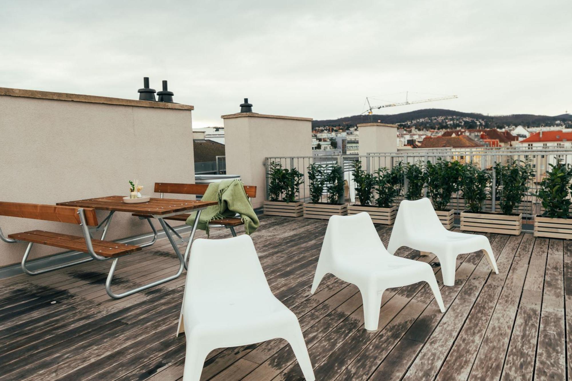 Large Apartments - Great For Groups - With Balcony Or Terrace Vienna Exterior photo