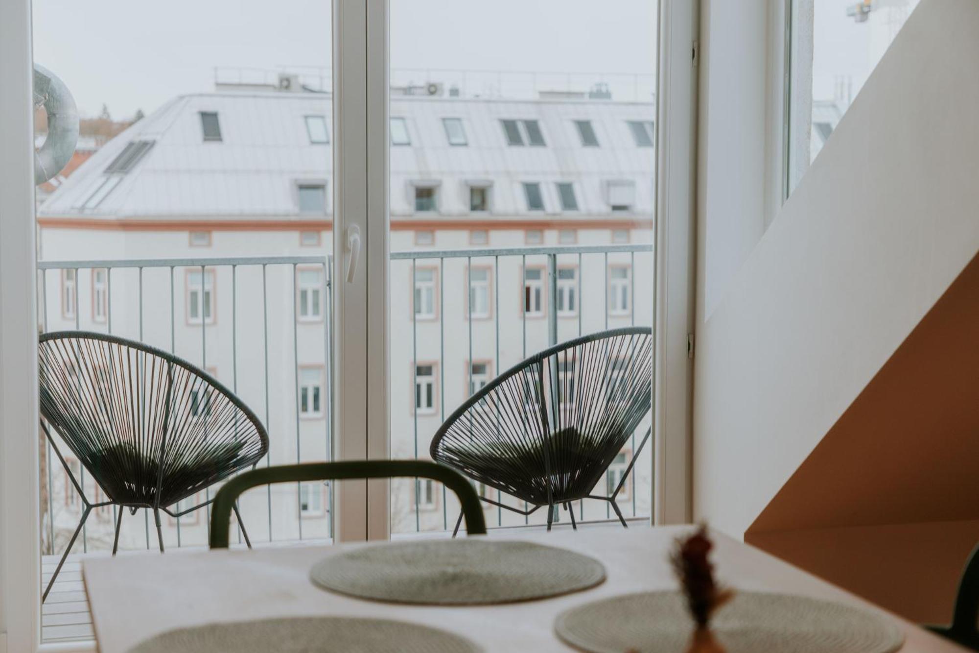 Large Apartments - Great For Groups - With Balcony Or Terrace Vienna Exterior photo
