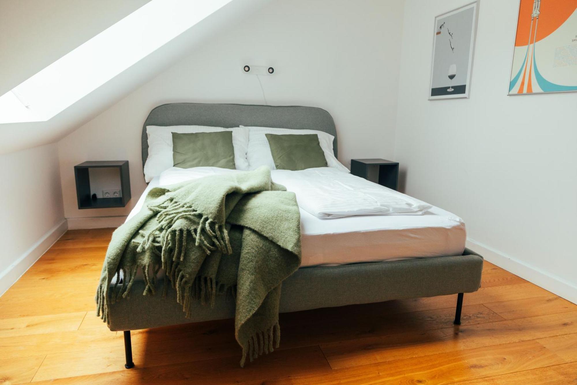 Large Apartments - Great For Groups - With Balcony Or Terrace Vienna Exterior photo