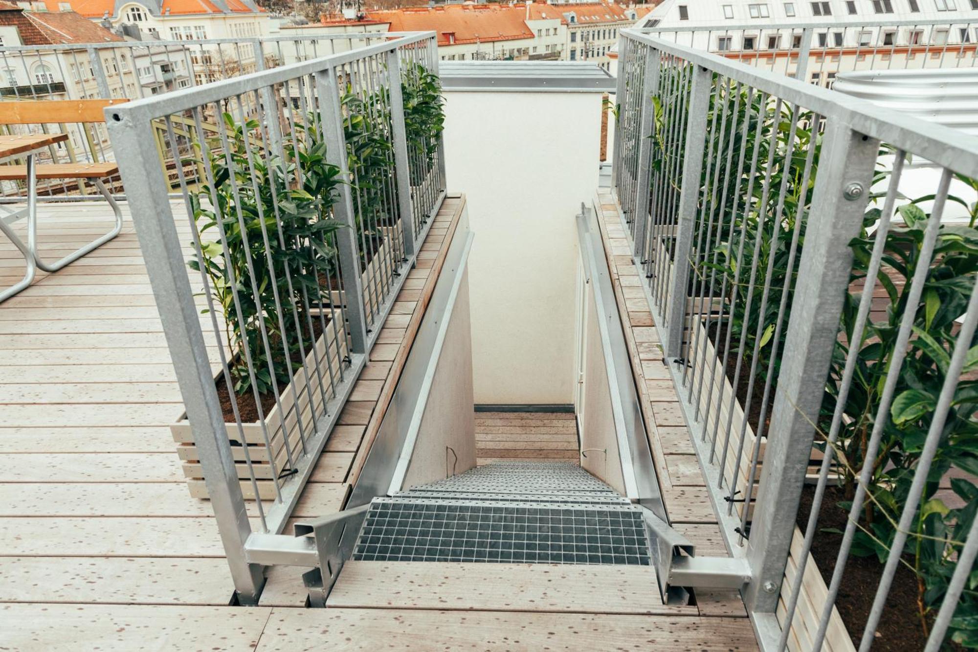 Large Apartments - Great For Groups - With Balcony Or Terrace Vienna Exterior photo