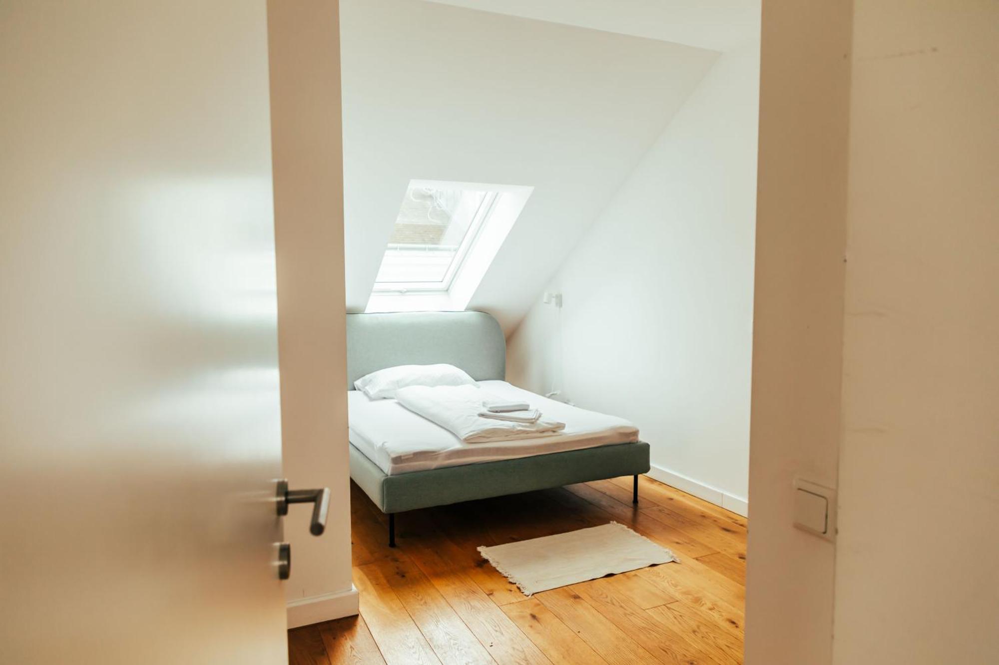 Large Apartments - Great For Groups - With Balcony Or Terrace Vienna Exterior photo